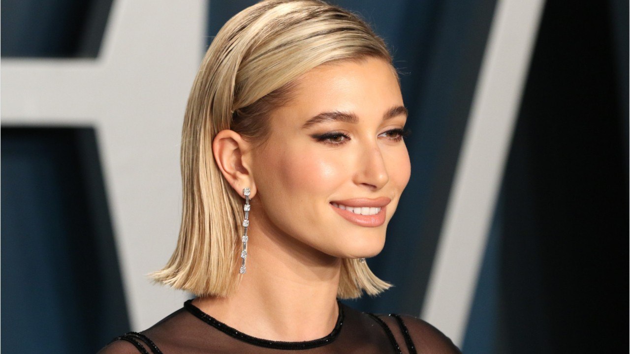 Hailey Bieber Bleached Her Brows