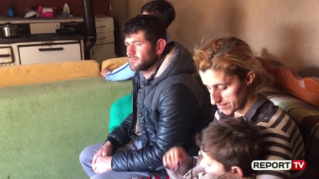 Familja me 4 anëtarë jetojnë në kasolle, apel për t'i ndihmuar, babai: Hanë bukë thatë