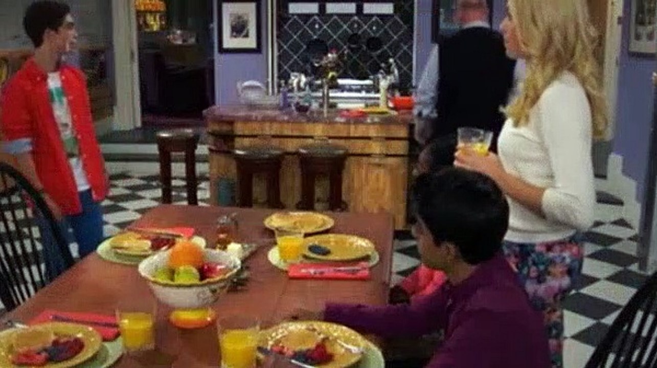 Jessie S04E02 A Close Shave