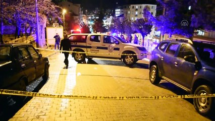 İnşaat temelindeki göçük nedeniyle etraftaki 2 bina boşaltıldı - GÜMÜŞHANE