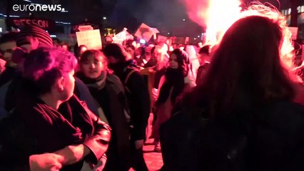 César-gála: Polanski és díja ellen tüntettek