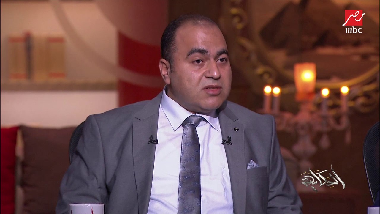 أطباء متخصصون: "كورونا" ضعيف جدا.. عمرو أديب: طب ليه العالم مشغول بالبحث عن لقاح ضده؟!