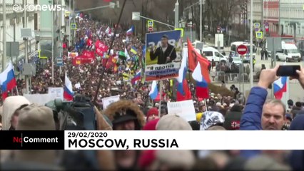 Putyin nélküli Oroszországot sürgettek egy moszkvai tüntetésen