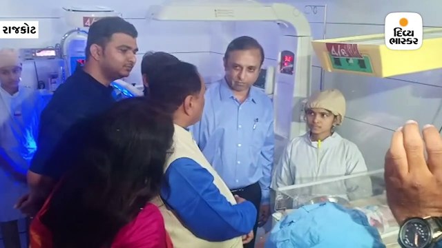 તરછોડાયેલી બાળકીની મુલાકાત લઇ CMએ કહ્યું સરકાર ખર્ચ આપશે