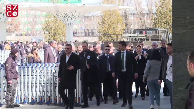 Meral Akşener şehit Piyade Uzman Onbaşı Halil Çankaya'nın cenaze törenine katıldı