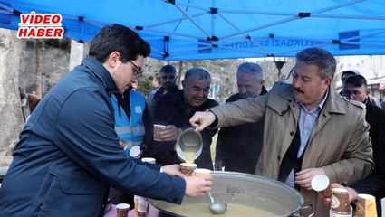 (1 Mart 2020) BAŞKAN, GENÇLERLE ŞEHİTLER İÇİN SABAH NAMAZINDA BULUŞTU