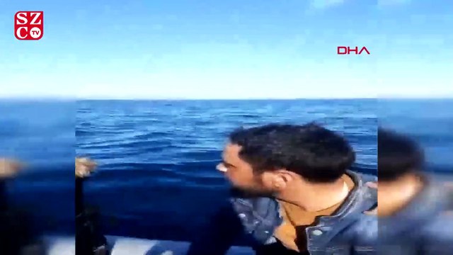 Yunan Sahil Güvenliği, göçmen botunu denizin ortasında terk etti