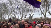 Centenares de personas exigen reponer el memorial de La Almudena
