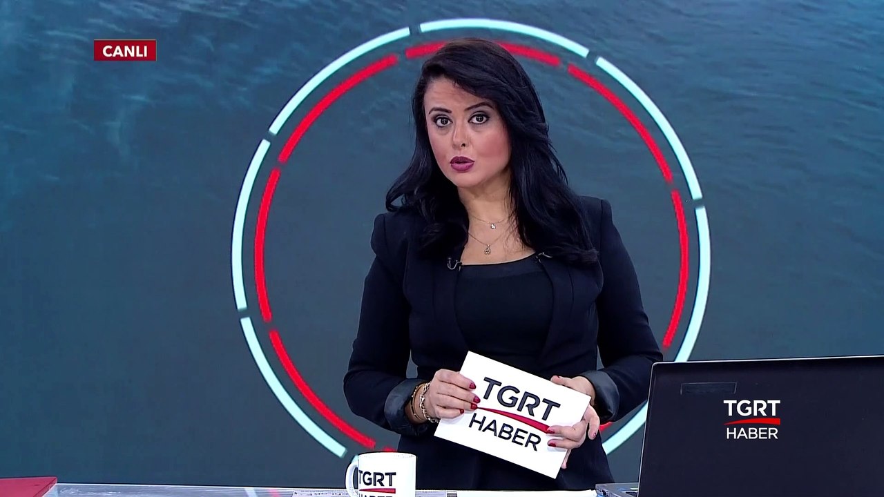 Denize Düşen Göçmeni İhlas Haber Ajansı Kurtardı