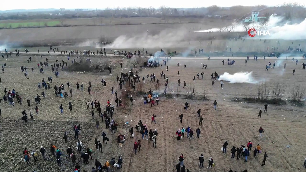 Yunan güvenlik güçlerinin mültecilere müdahalesi havadan görüntülendi