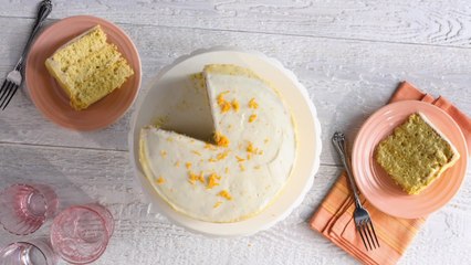 How to Make an Orange Ombre Cake