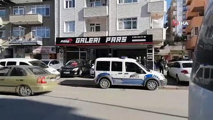 Kocaeli’de oto galeride silahlı çatışma