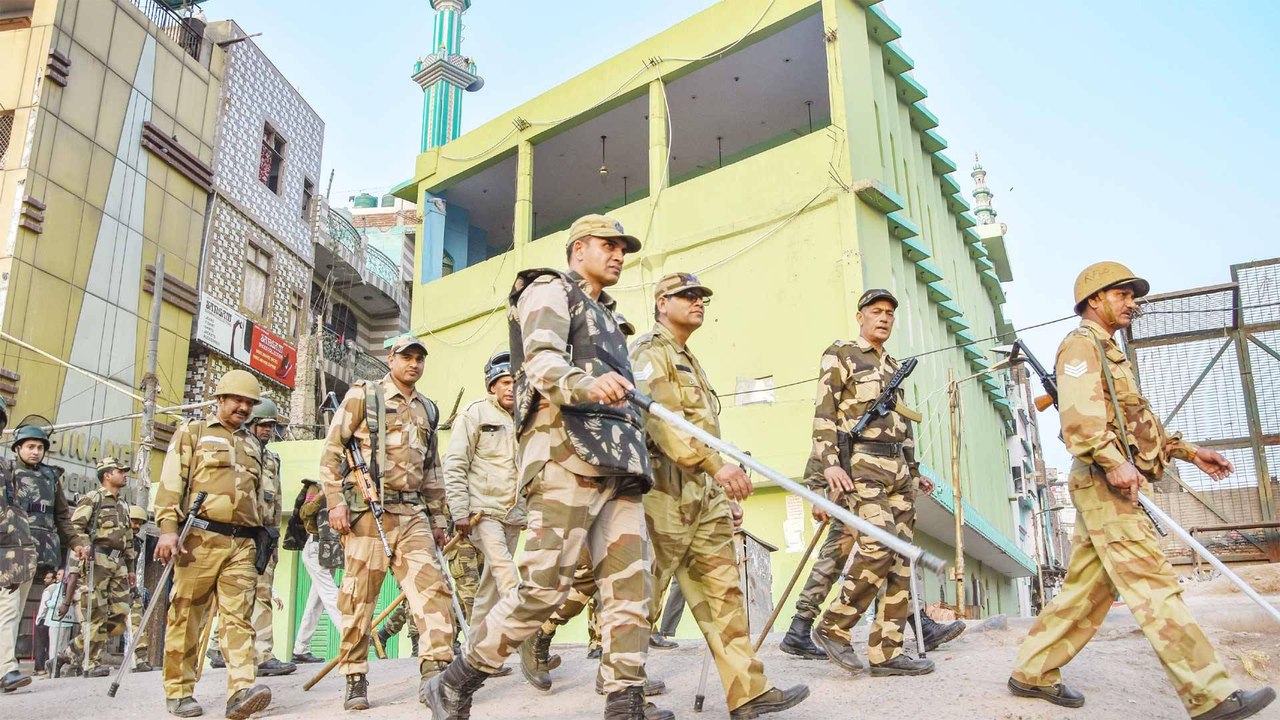 False rumours of violence spark panic in parts of Delhi