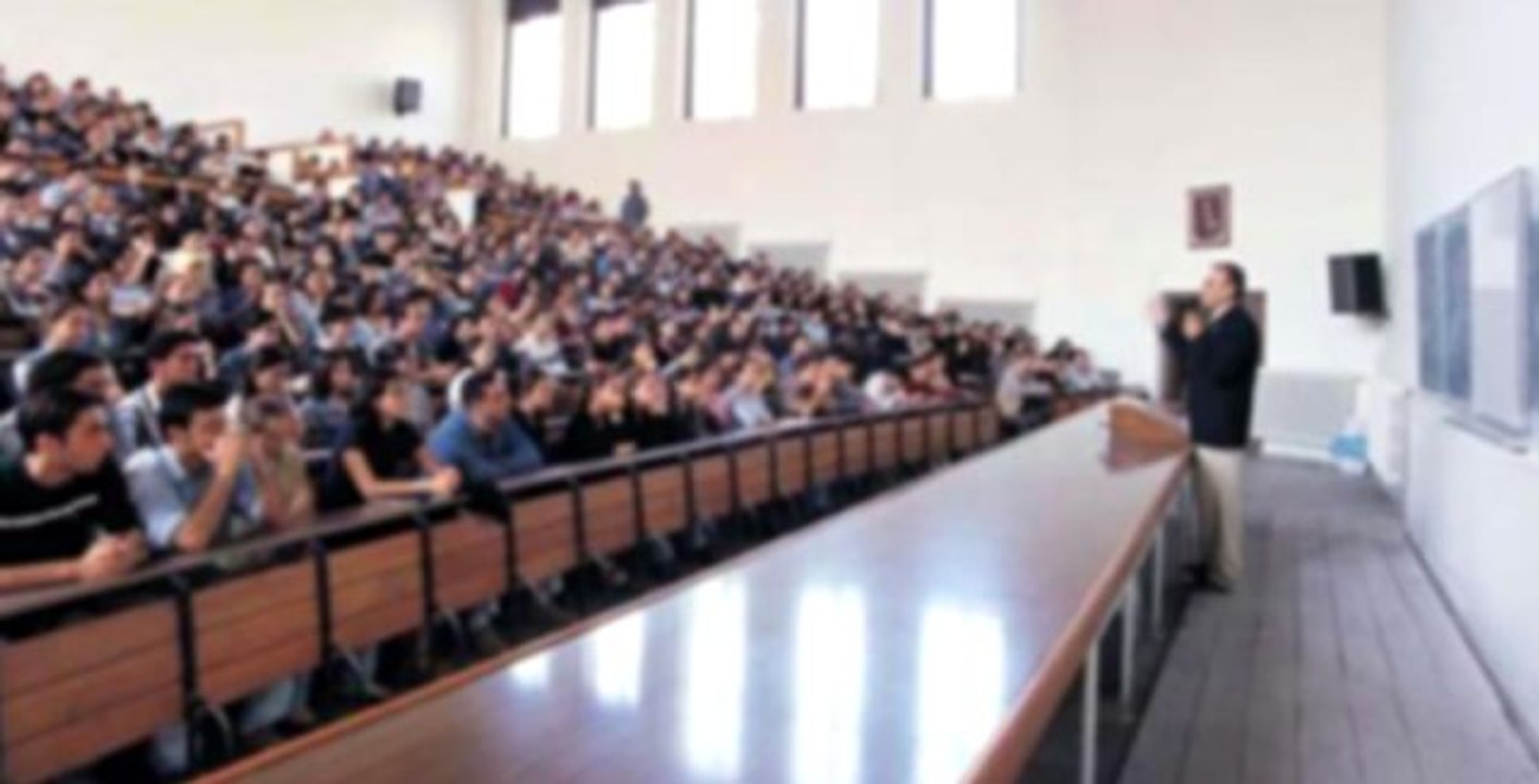 YÖK'ün itirazı kabul edildi, öğretim görevlisi olmak için "tezli yüksek lisans" şartı geldi