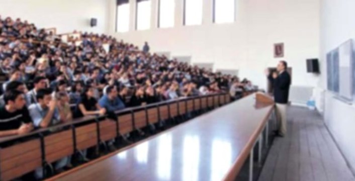 YÖK'ün itirazı kabul edildi, öğretim görevlisi olmak için tezli yüksek lisans şartı geldi