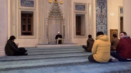 Camilerde Mehmetçik için dua edildi