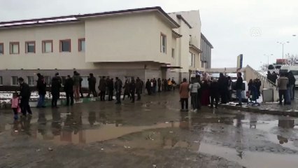 Gürbulak Gümrük Müdürlüğü aracına roketli saldırı - AĞRI