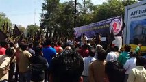 इंदौरः Rapido, Ola के खिलाफ ऑटो चालकों का प्रदर्शन, काले झंडे लेकर पहुंचे कलेक्ट्रेट