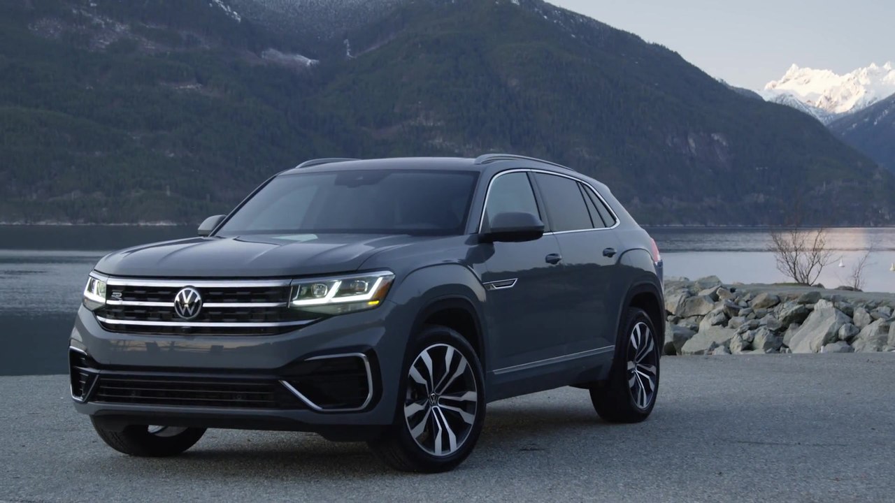 2020 Volkswagen Atlas Cross Sport Exterior Design in Pure Gray SEL Premium R Line