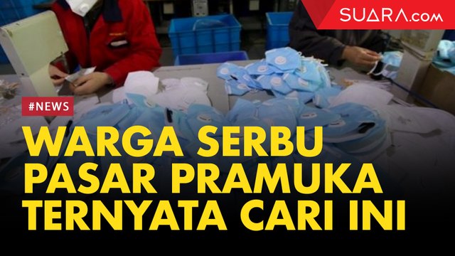 Warga Serbu Pasar Pramuka Cari Masker Antisipasi Penyebaran Virus Corona