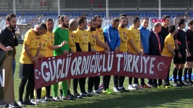 Spor bakan kasapoğlu, kamu futbol turnuvasının açılış törenini yaptı