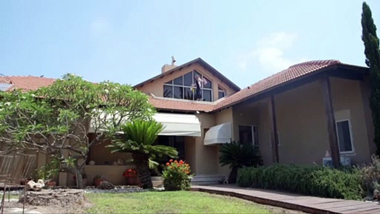 Magnetic Window Cleaner .Tyroler Bright Tools The Glider S-1 Magnetic Window Cleaner for SINGLE Glazed Windows.