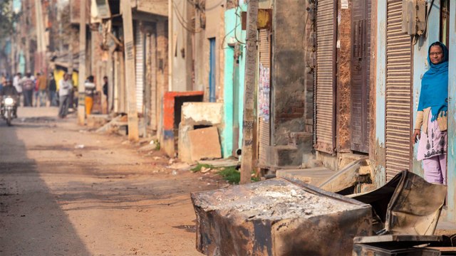 Ground Report from Delhi's Maujpur after rumors create panic