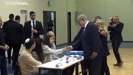Egy éven belül újabb parlamenti választások Izraelben