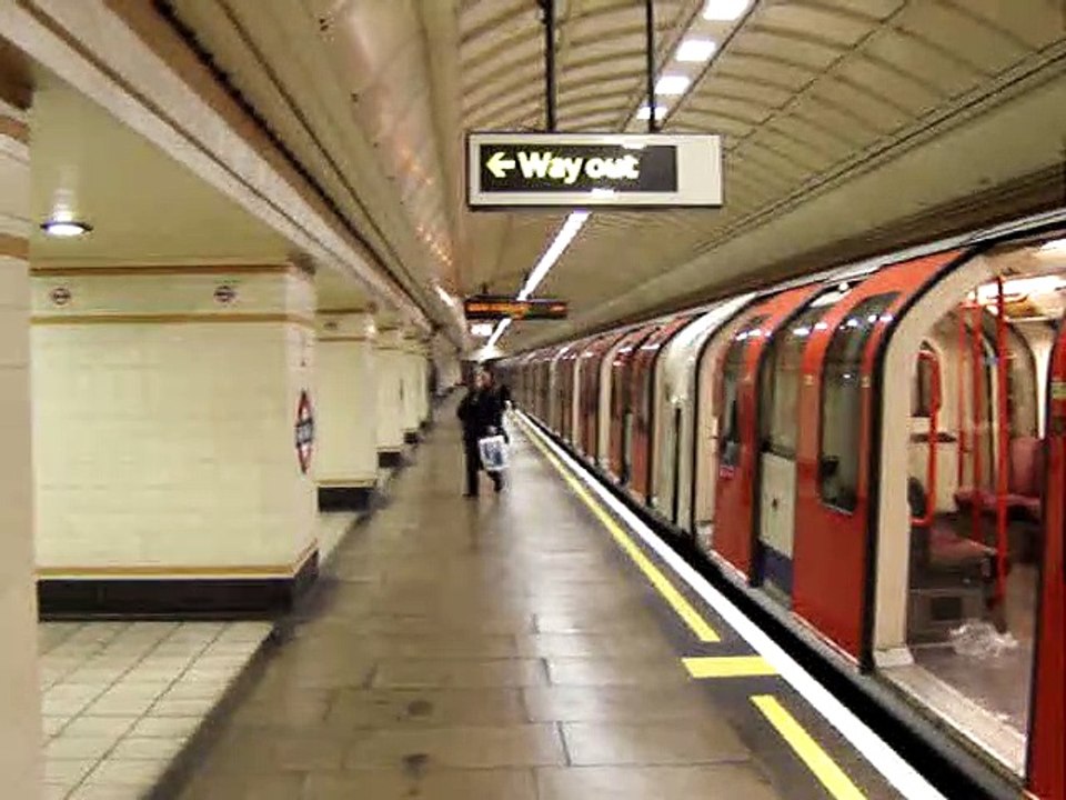 1992 at Gants Hill eb