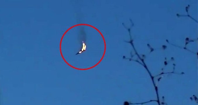 Türk jetlerinin vurduğu Esed savaş uçaklarının en net düşme görüntüsü