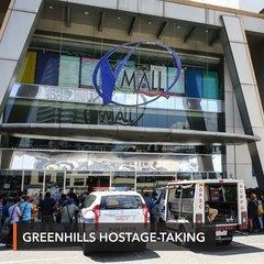 Video herunterladen: Greenhills hostage taker arrested after dozens freed