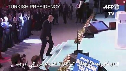 إردوغان يهدد بارسال "ملايين" المهاجرين إلى أوروبا