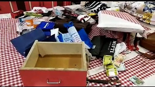 आगरा -चोरों के हौसले हो रहे बुलंद लाखों की नगदी लेकर चोर हुए फरार