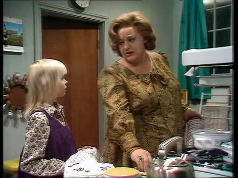 Sykes S1/E4 Eric Sykes • Hattie Jacques • Annabelle Lanyon