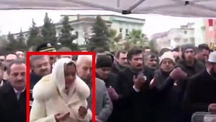Şehit cenazesinde kürk şovu! "İYİ Parti öldü mü?"