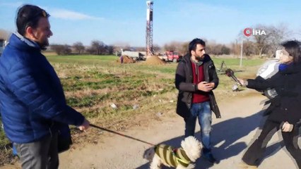 Sınırı geçmek için geldi, 6 yıldır baktığı kedisi ve köpeğine gözyaşlarıyla veda etti