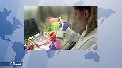 إيرانيون يتحدون كورونا ب"لعق وتقبيل" الأضرحة والمزارات في قم