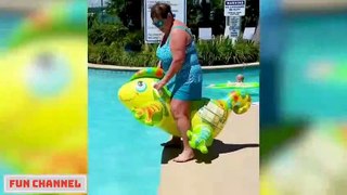 Try Not To Laugh Challenge Funny Fails Videos 2020 #95