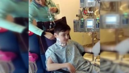 300'den fazla ameliyat geçiren Kayra yıllar sonra ağızdan su içti, tükürüğünü yuttu