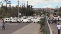 Taxistas de Honduras en contra de violencia y legalización  de taxis de lujo