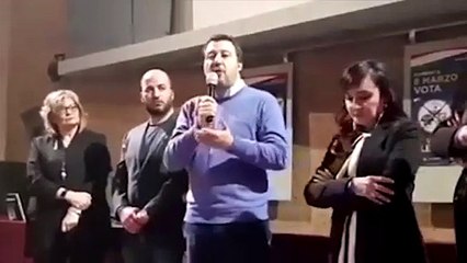SALVINI SUL RAGAZZO UCCISO A NAPOLI: ASSURDO SIA IL CARABINIERE A PASSARE PER CRIMINALE!