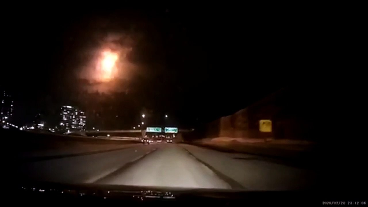 Lady Crashes into Exit Divider