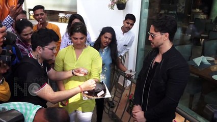 Tiger Shroff CELEBRATES Birthday With Media, Cuts Cake | Baaghi 3 Promotion