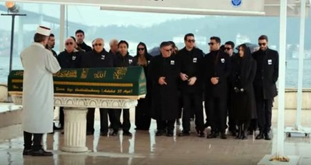 Yasak Elma'da Şahika, Nadir'i zehirleyerek öldürdü