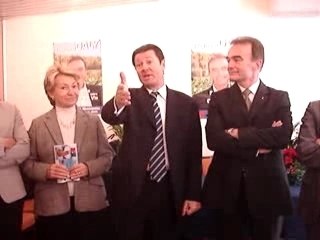 Christian ESTROSI visite la permanence de Richard GALY