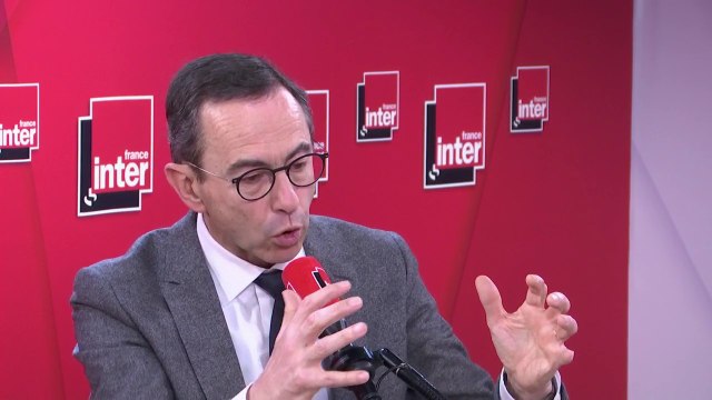 Bruno Retailleau : Je pense qu’aujourd’hui, on ne peut plus avoir uniquement une démocratie représentative intermittente, par exemple tous les 5 ans une présidentielle ; je pense qu’il faut recourir à des référendums