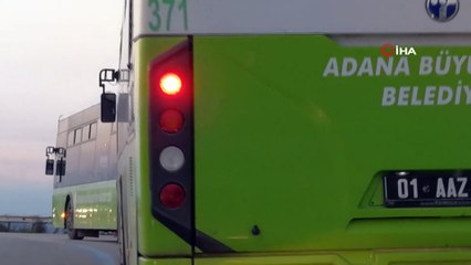 Öğrencilerin 3 kilometre tehlikeli yolculuğu