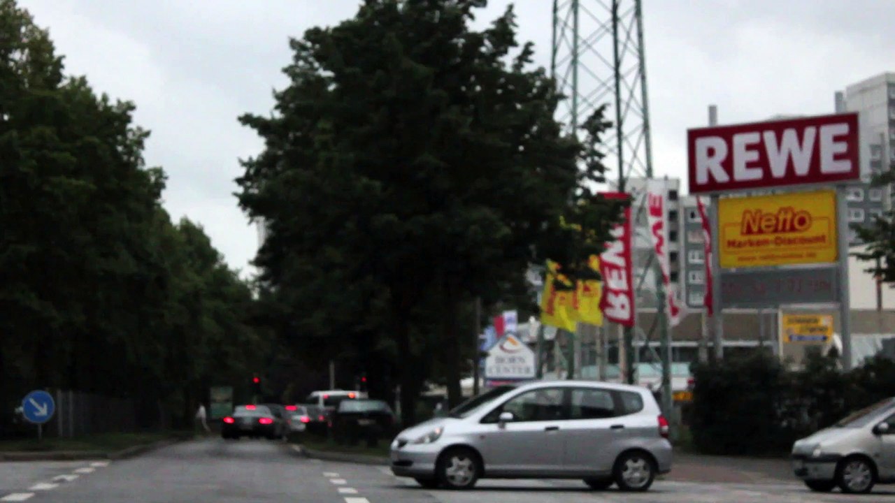 Auf der Strasse - Hamburg Osdorf /Full Film/Complete Movie/Ganzer Film