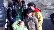 Edirne 5 çocuk babası suriyeli yunan askeri, hamile kadını dövdü, çocukların biberonunu aldı