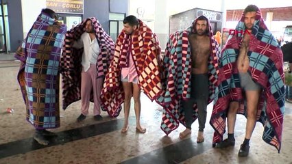 Edirne yunan polisi, darp ettiği göçmenleri çıplak geri gönderdi